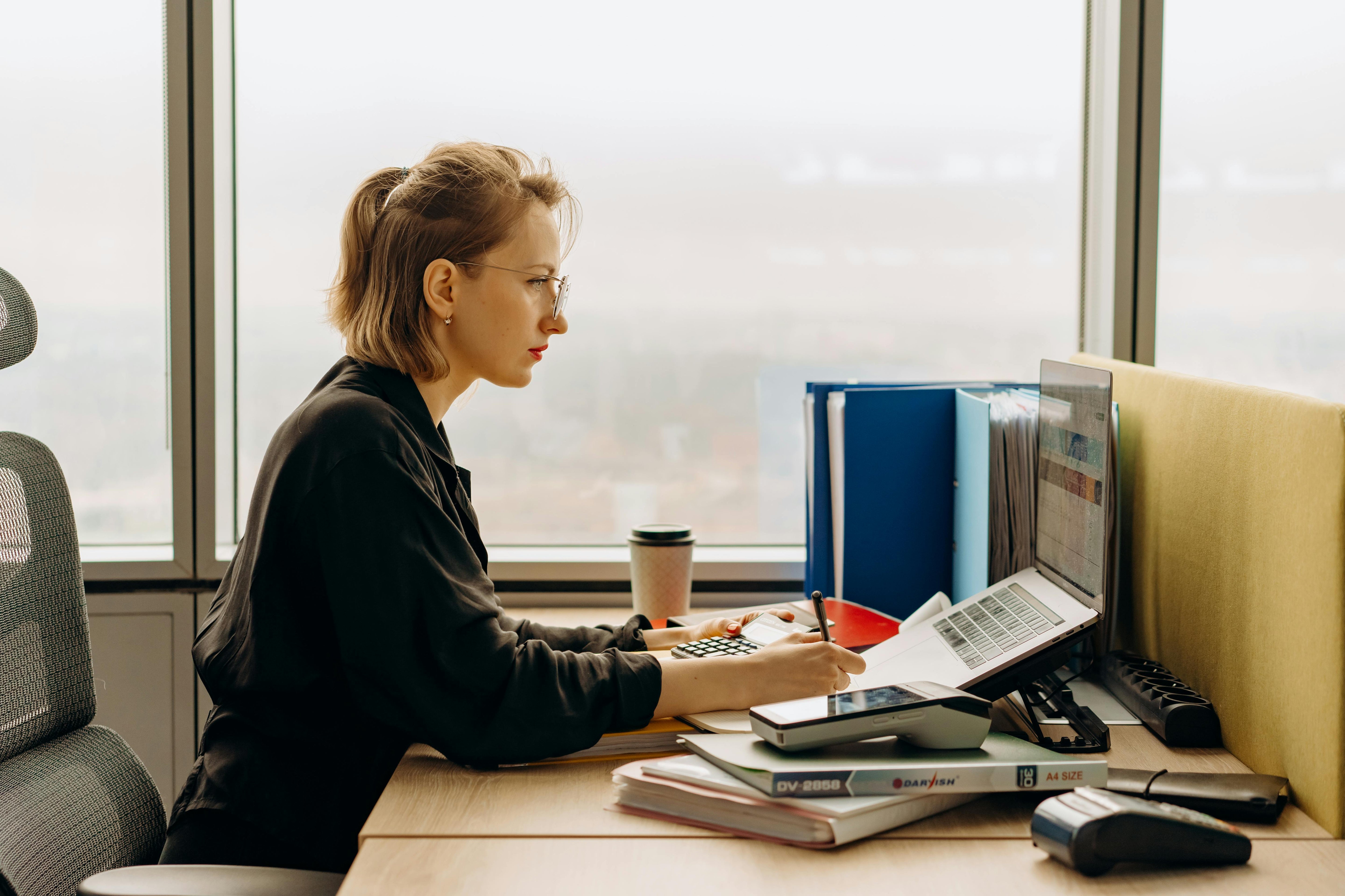 Do ENFPs Work in Bursts or at a Steady Pace?
