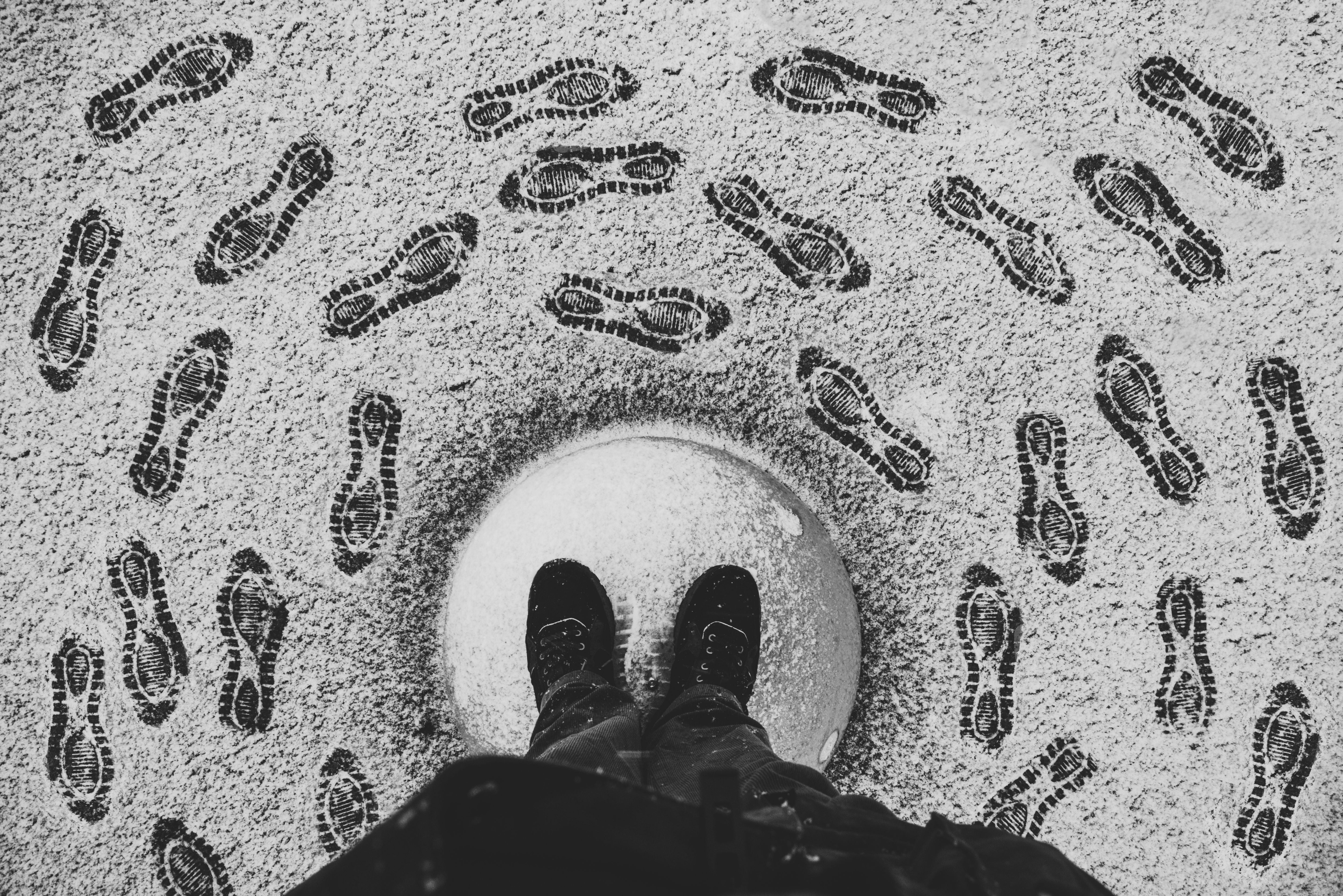 PHQ | QUESTIONS: Do Intuitives Break Rules?